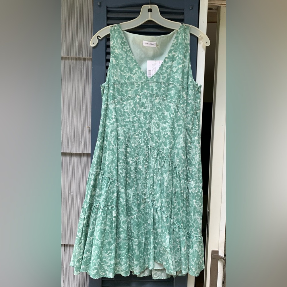 Calvin Klein soft Green Floral/ Botanical V-Neck Sundress